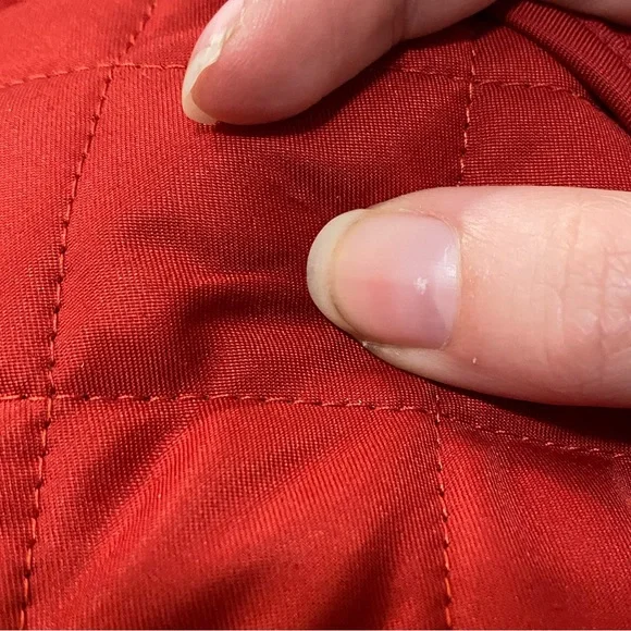 Burberry Brit Copford Red Quilted Button Jacket Size Medium - Picture 12 of 15